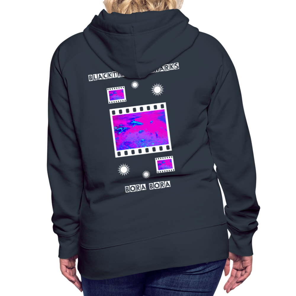 08.11.23 Taijn Torijn "Blacktip Reef Sharks - Bora Bora" - DAMEN Premium Hoodie Purple - Navy