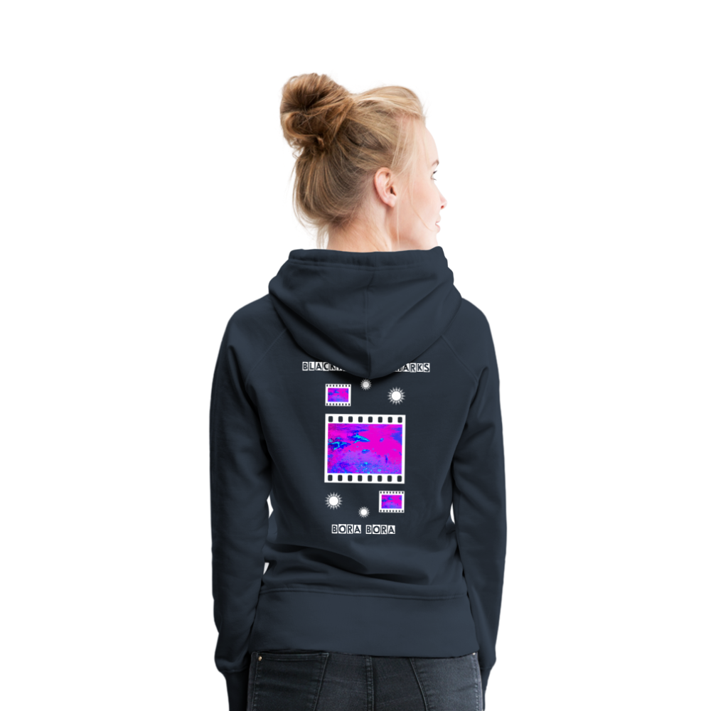 08.11.23 Taijn Torijn "Blacktip Reef Sharks - Bora Bora" - DAMEN Premium Hoodie Purple - Navy