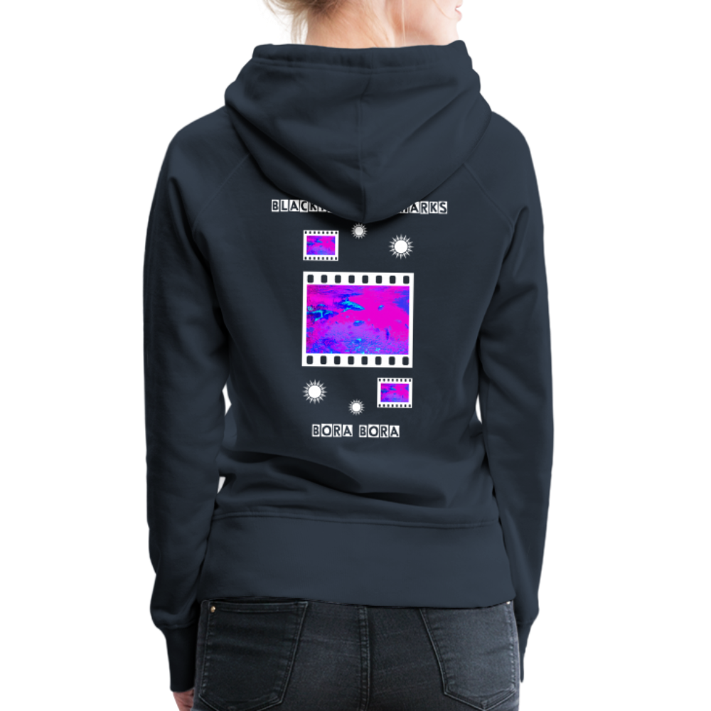 08.11.23 Taijn Torijn "Blacktip Reef Sharks - Bora Bora" - DAMEN Premium Hoodie Purple - Navy