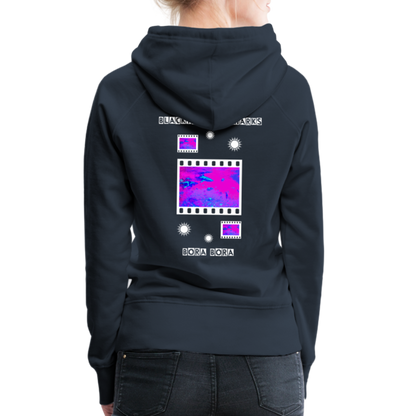 08.11.23 Taijn Torijn "Blacktip Reef Sharks - Bora Bora" - DAMEN Premium Hoodie Purple - Navy